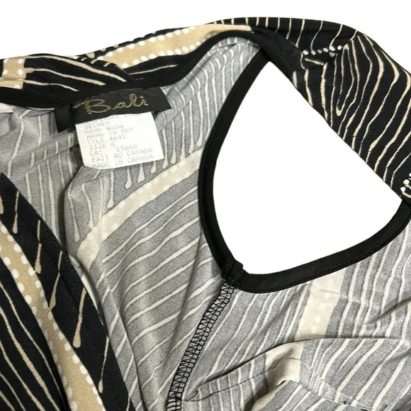 dress,retro vibe,40’s,abstract,🇨🇦,PTP 17-20 drop waist. Faux button front belted - Picture 12 of 14